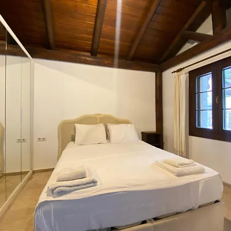 Charming 1br Stone House With View * Bogazici