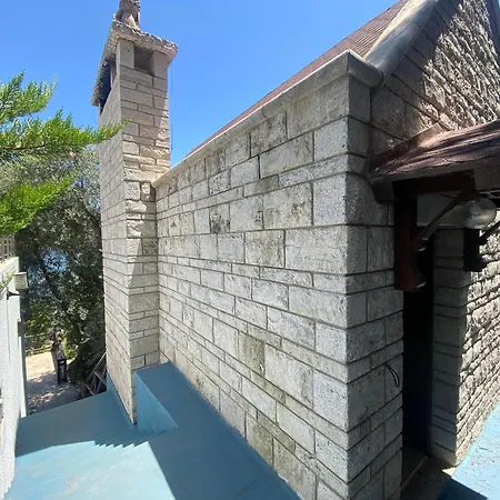 Nyaraló Charming 1br Stone House With View