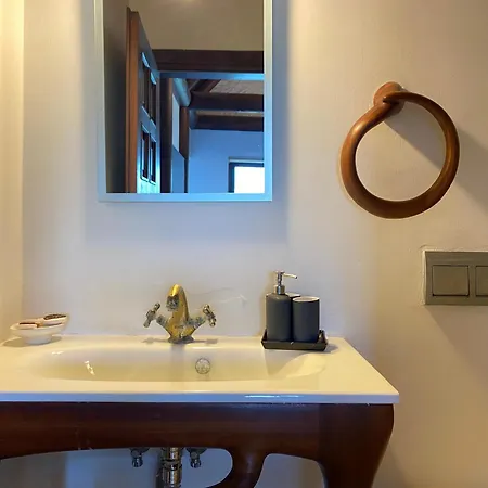 Charming 1br Stone House With View